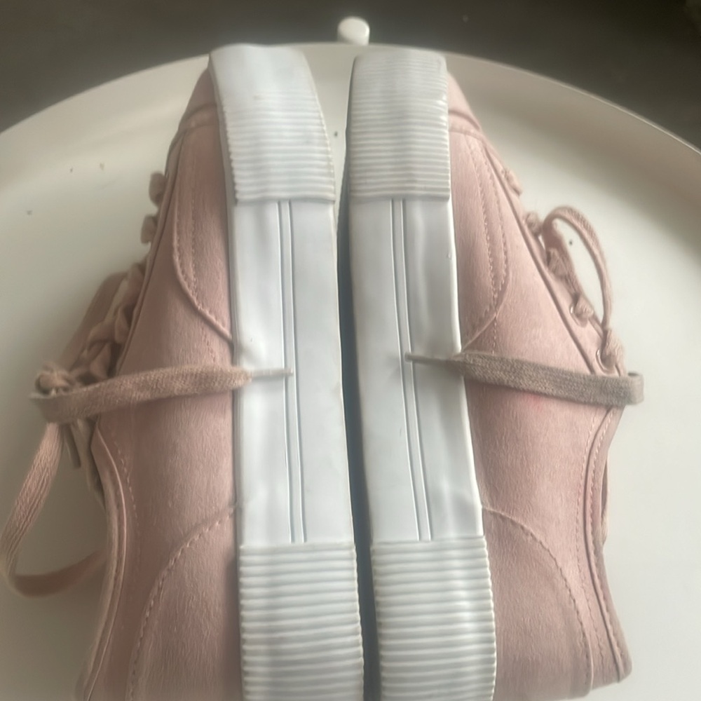 H &M by Divided NWOT Platform Sneakers - Picture 12 of 17
